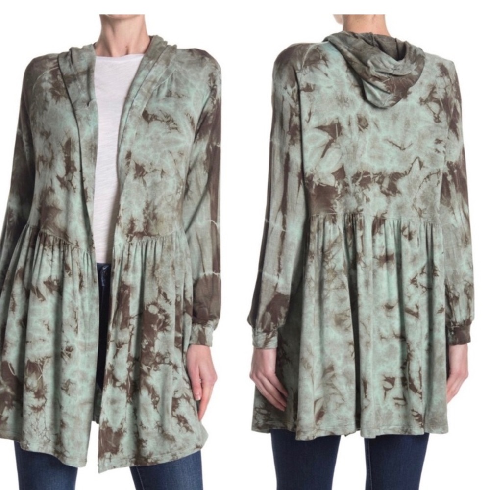 BAEA tie dye sage open front cardigan. Size S